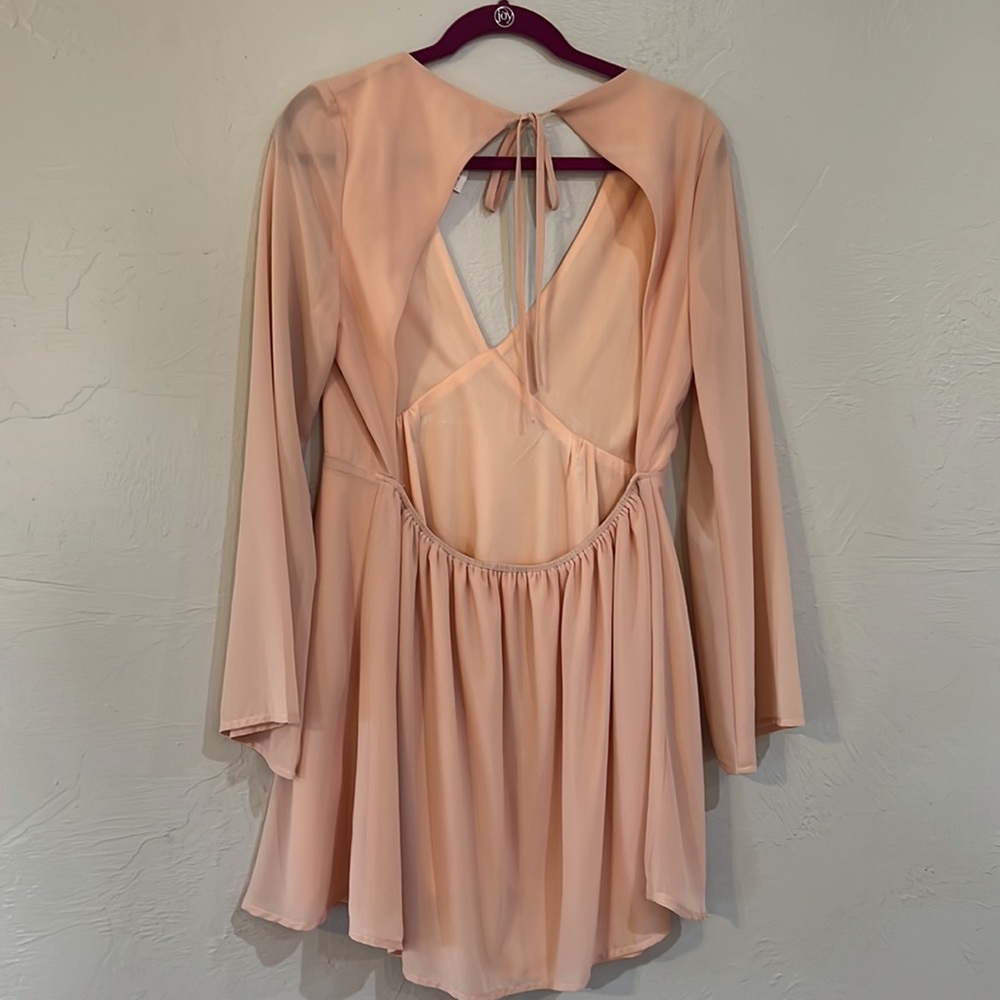 NWT. The HANGER —M - DRESS.  …. 03